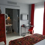 Pont Levis Boutique Hotel - 50M Cite Remparts Carcassonne 4*