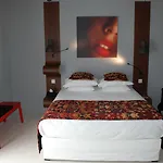 Pont Levis Boutique Hotel - 50M Cite Remparts Carcassonne קרקסון