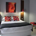 Pont Levis Boutique Hotel - 50M Cite Remparts Carcassonne מלון קרקסון