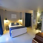 מלון Pont Levis Boutique Hotel - 50M Cite Remparts Carcassonne 4*