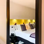 Hotel Pont Levis Boutique Hotel - 50M Cite Remparts Carcassonne 4*