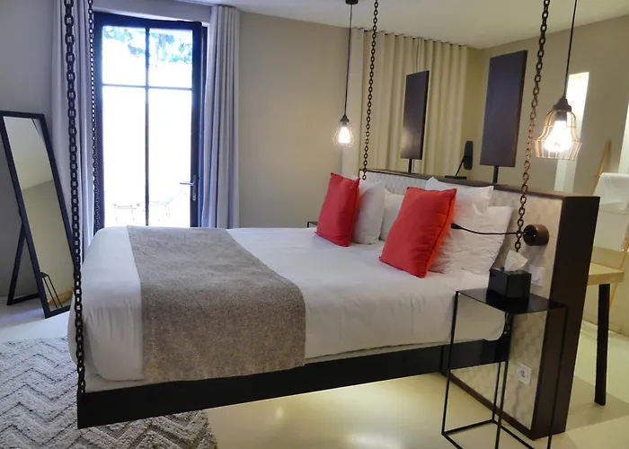 Pont Levis Boutique Hôtel - 50m Cité Remparts Carcassonne 4*