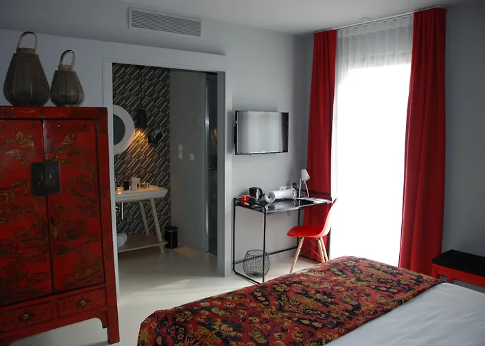 Pont Levis Boutique Hotel - Carcassonne 4*