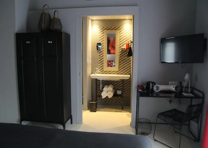 Pont Levis Boutique -