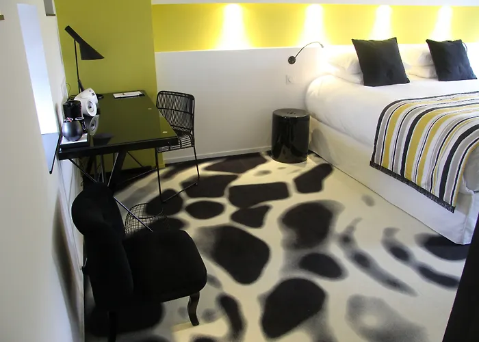 Pont Levis Boutique - Отель 4*