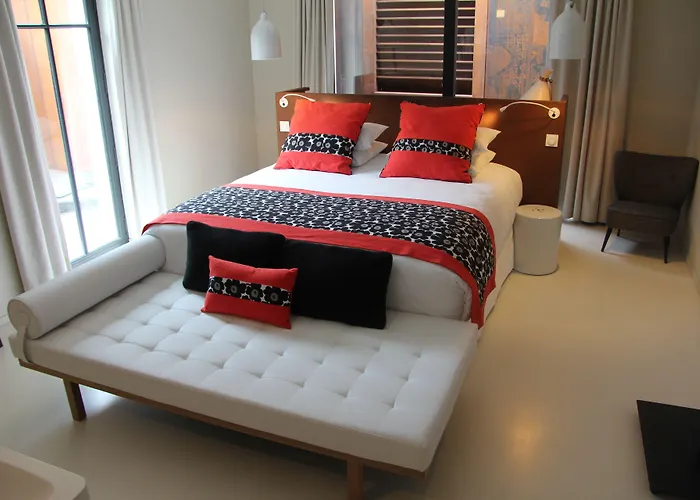 Pont Levis Boutique - Отель 4*