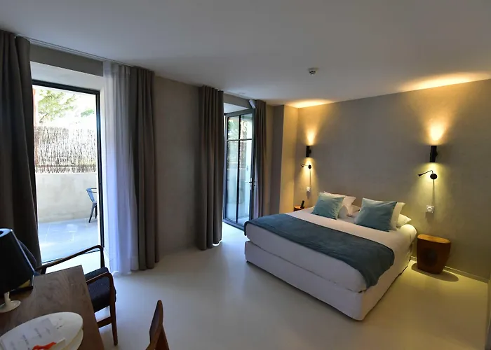 Pont Levis Boutique Hotel - Carcassonne Hotel