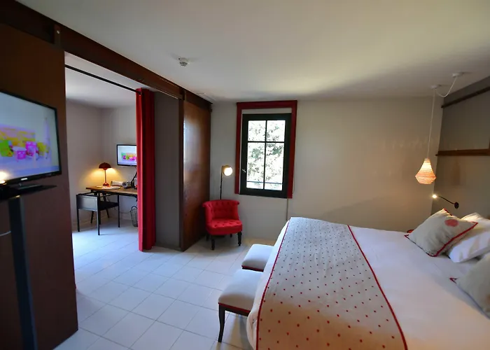 Pont Levis Boutique Hôtel - 50m Cité Remparts Carcassonne Hotel