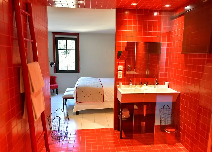 Отель Pont Levis Boutique - 4*