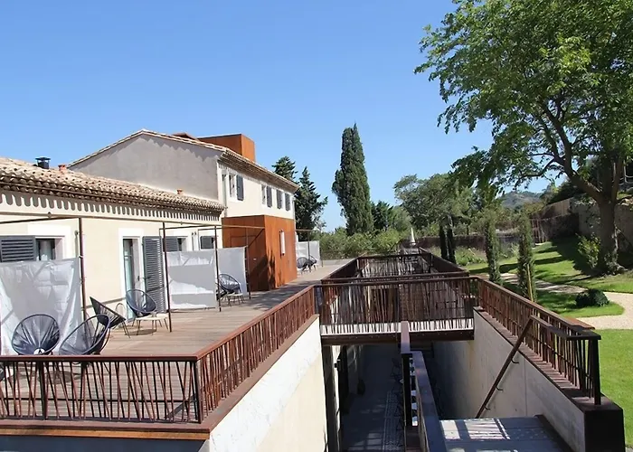 Отель Pont Levis Boutique - 4*