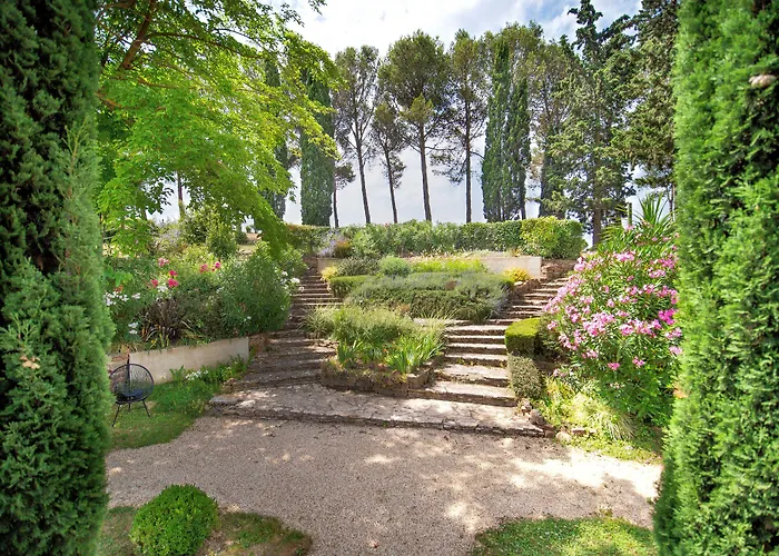 Pont Levis Boutique - 4*