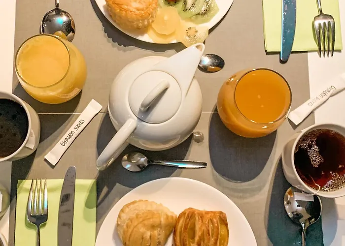 Pont Levis Boutique Hôtel - 50m Cité Remparts Carcassonne 4*