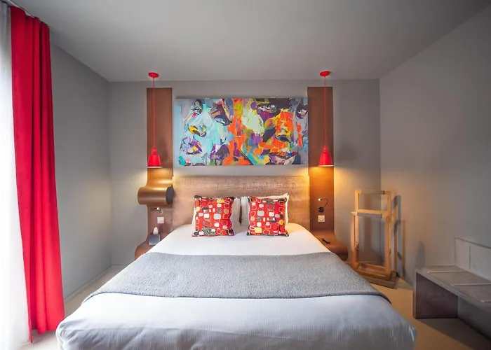 Pont Levis Boutique - 4*